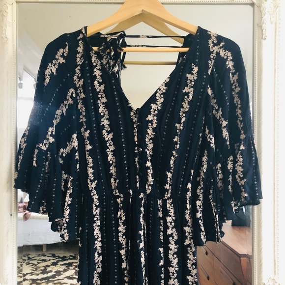 AE Floral Maxi Dress - Picture 5 of 6